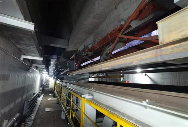 皮带输送机重型卸料车